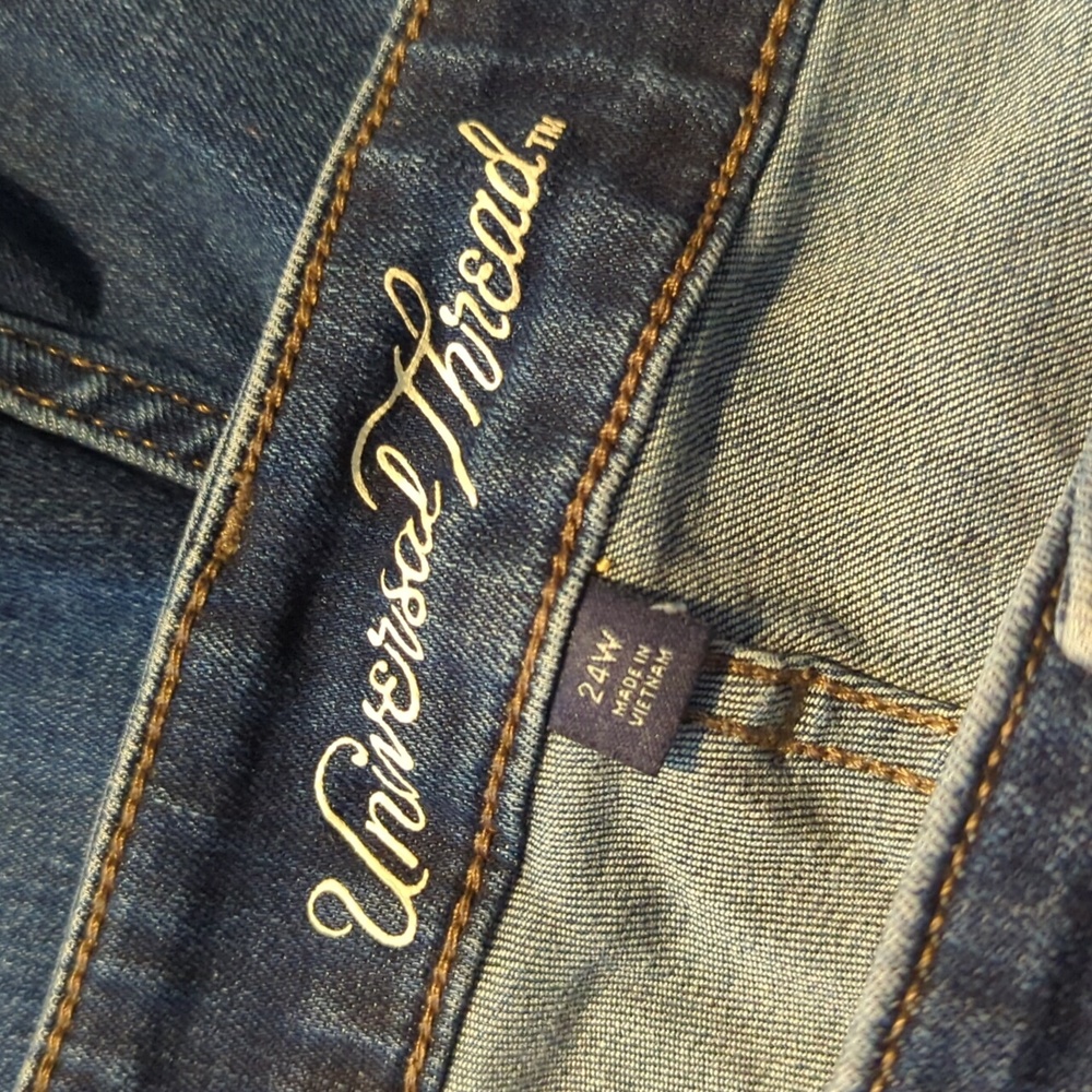 Universal Thread jean shorts